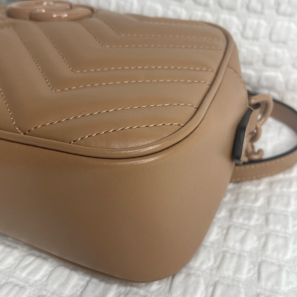 Gucci Small Marmont Chain Shoulder Bag - Monochrome Rose Beige (Limited Edition) - Picture 6 of 14